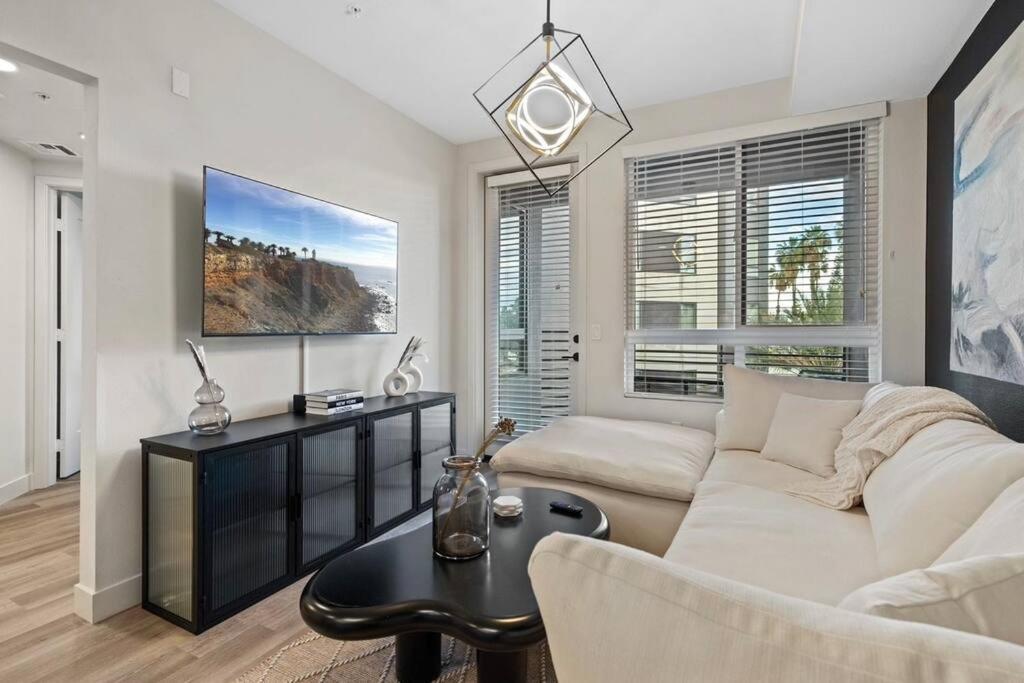 Luxury Modern Condo In Irvine سانتا أنا، كاليفورنيا المظهر الخارجي الصورة